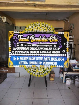 Papan Bunga di Gembong